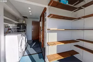 265 Auburn Ave, Astoria, OR 97103 - Photo 31