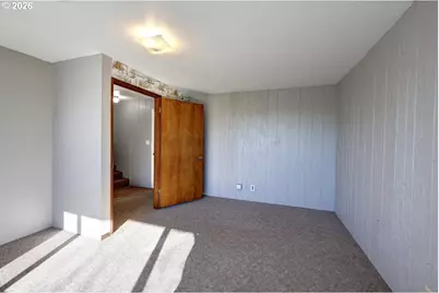 265 Auburn Ave, Astoria, OR 97103 - Photo 29