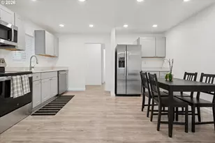 2824 SE 115th Ave, Portland, OR 97266 - Photo 13