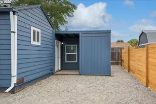 2824 SE 115th Ave, Portland, OR 97266 - Photo 37