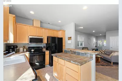 9228 SW Cascara Ln, Tualatin, OR 97062 - Photo 15