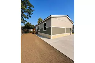 401 S 52nd St, Springfield, OR 97478 - Photo 27