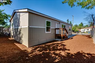 401 S 52nd St, Springfield, OR 97478 - Photo 1