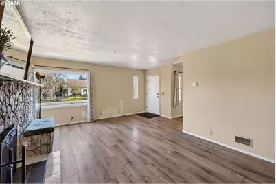 6847 N Denver Ave, Portland, OR 97217 - Photo 7