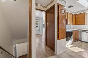 6847 N Denver Ave, Portland, OR 97217 - Photo 31