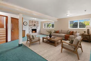2146 SE Sandy Ct, Troutdale, OR 97060 - Photo 21
