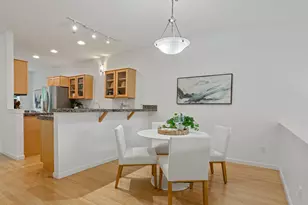 7909 SW 31st Ave, Portland, OR 97219 - Photo 9