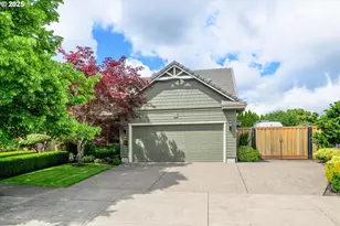 2053 Lakeview Dr, Eugene, OR 97408 - Photo 3