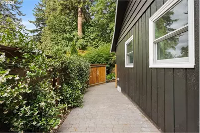 1023 Lund St, Lake Oswego, OR 97034 - Photo 43