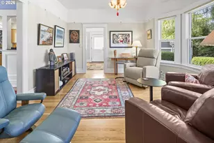 2217 NE 12th Ave, Portland, OR 97212 - Photo 9