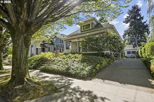2217 NE 12th Ave, Portland, OR 97212 - Photo 3