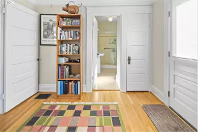 2217 NE 12th Ave, Portland, OR 97212 - Photo 11