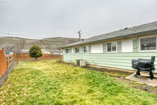 321 NE 42nd St, Pendleton, OR 97801 - Photo 29