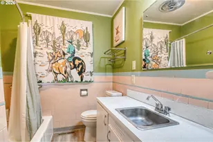 321 NE 42nd St, Pendleton, OR 97801 - Photo 27