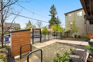 7070 N Montana Ave, Portland, OR 97217 - Photo 3