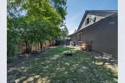 15550 NW Oak Hills Dr, Beaverton, OR 97006 - Photo 37