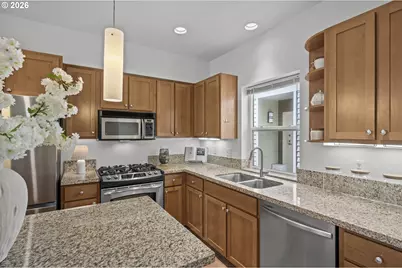 10606 SE Main St #204, Milwaukie, OR 97222 - Photo 5