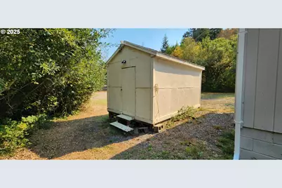 95607 Jerrys Flat Rd, Gold Beach, OR 97444 - Photo 27