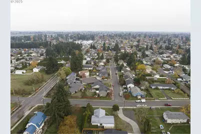 4911 15th Ave N, Keizer, OR 97303 - Photo 31