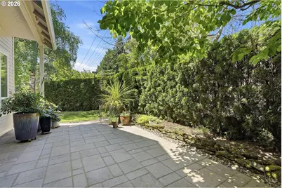 14710 Davis Ln, Lake Oswego, OR 97035 - Photo 31