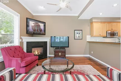 14710 Davis Ln, Lake Oswego, OR 97035 - Photo 13