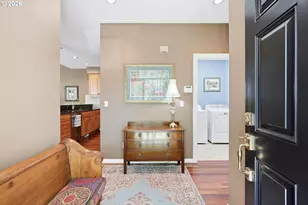 14710 Davis Ln, Lake Oswego, OR 97035 - Photo 5