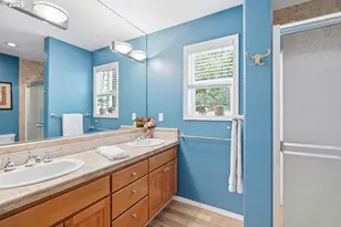 14710 Davis Ln, Lake Oswego, OR 97035 - Photo 25