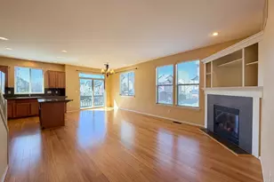 1402 NE Edgefield St, Hillsboro, OR 97124 - Photo 3