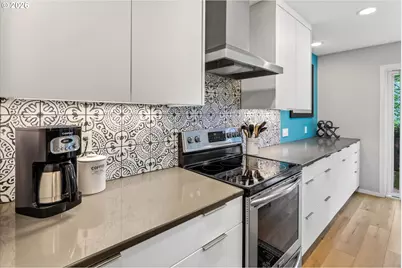15410 NW Sweetgale Ln, Portland, OR 97229 - Photo 5