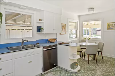 362 NE 9th Pl, Hillsboro, OR 97124 - Photo 19