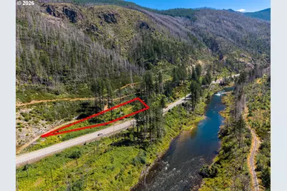 37989 N Santiam Hwy, Gates, OR 97346 - Photo 1