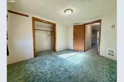 91566 Dolezal Ln, Coos Bay, OR 97420 - Photo 13