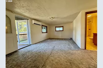 91566 Dolezal Ln, Coos Bay, OR 97420 - Photo 3