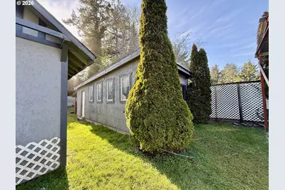 91566 Dolezal Ln, Coos Bay, OR 97420 - Photo 29