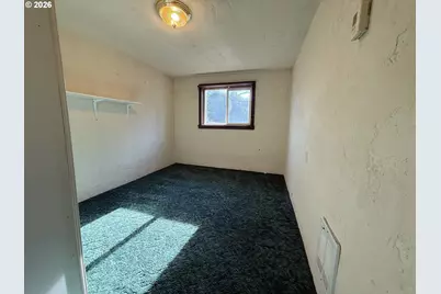 91566 Dolezal Ln, Coos Bay, OR 97420 - Photo 17