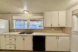 91566 Dolezal Ln, Coos Bay, OR 97420 - Photo 7