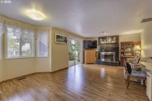 20515 SW 104th Ave, Tualatin, OR 97062 - Photo 17