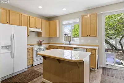 3223 SW 179th Ter, Beaverton, OR 97003 - Photo 5