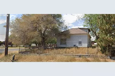 303 W Court St, Condon, OR 97823 - Photo 1