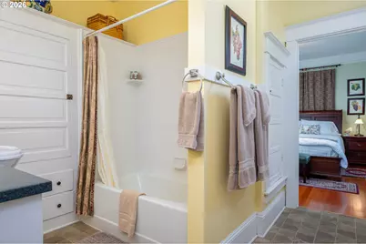 809 NE Evans St, McMinnville, OR 97128 - Photo 31