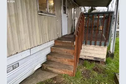 5000 NE Stephens St #2, Roseburg, OR 97470 - Photo 3