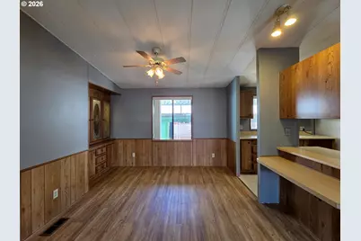 1200 E Central Ave #5, Sutherlin, OR 97479 - Photo 25