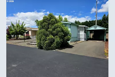 1200 E Central Ave #5, Sutherlin, OR 97479 - Photo 3