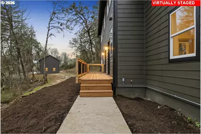 610 Terrace Dr, Glide, OR 97443 - Photo 3