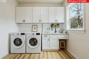 610 Terrace Dr, Glide, OR 97443 - Photo 43