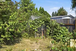 1230 Waite St, Eugene, OR 97402 - Photo 41