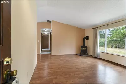 130 SE 21st St, Troutdale, OR 97060 - Photo 7