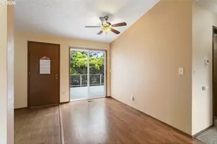 130 SE 21st St, Troutdale, OR 97060 - Photo 9