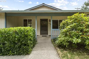 130 SE 21st St, Troutdale, OR 97060 - Photo 5