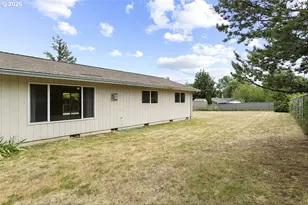 130 SE 21st St, Troutdale, OR 97060 - Photo 29
